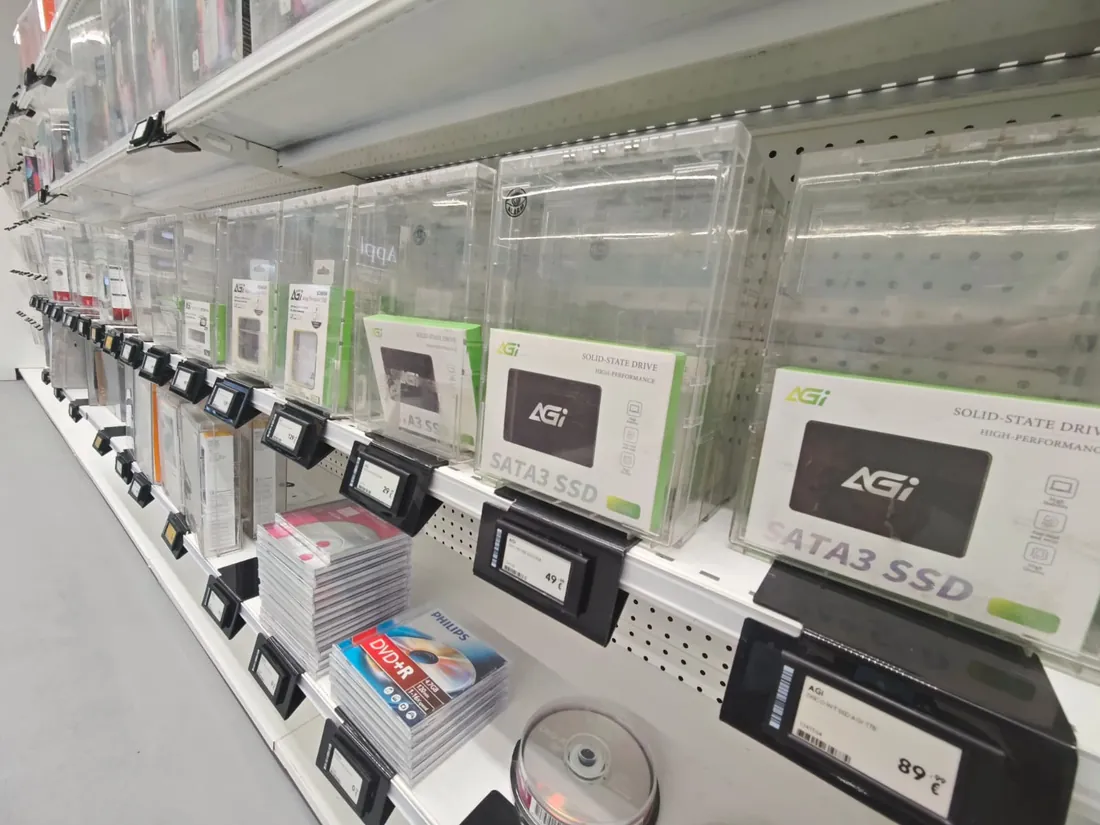 A AGI já está disponível nas lojas Rádio Popular
